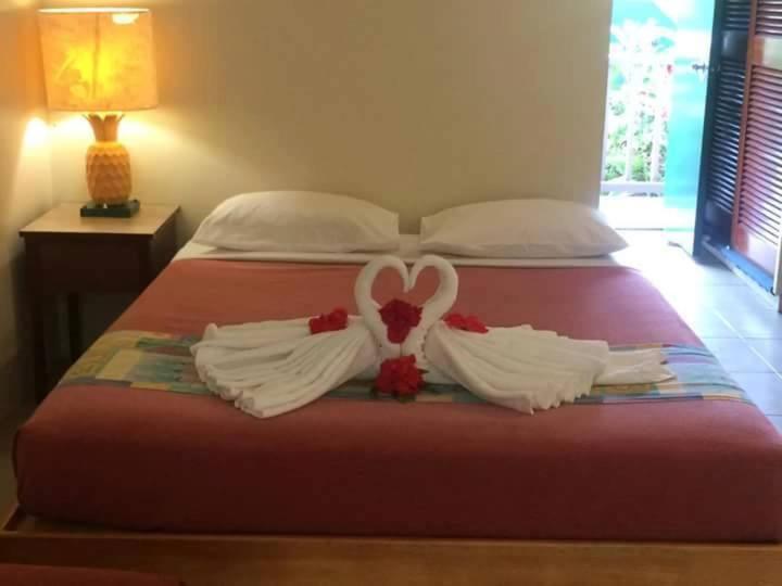 Savusavu Hot Springs Hotel Exterior photo